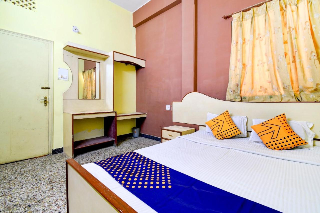 Spot On 80135 Gopala Residency Hotel Dibrugarh Kültér fotó
