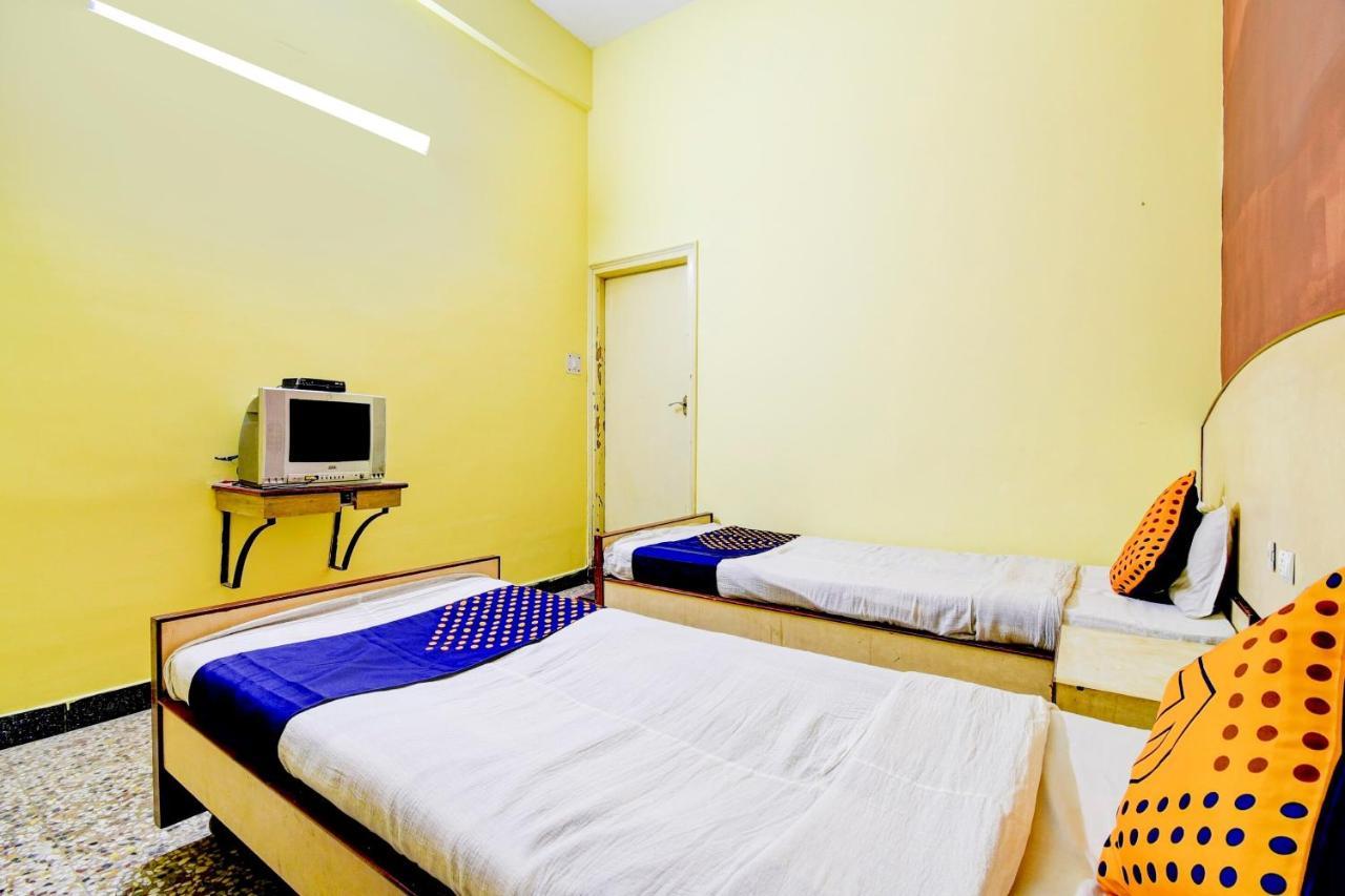 Spot On 80135 Gopala Residency Hotel Dibrugarh Kültér fotó