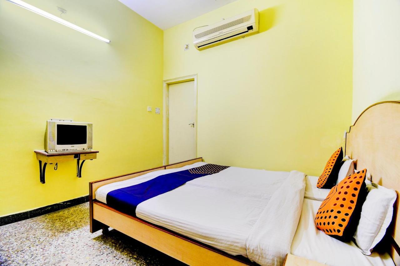Spot On 80135 Gopala Residency Hotel Dibrugarh Kültér fotó