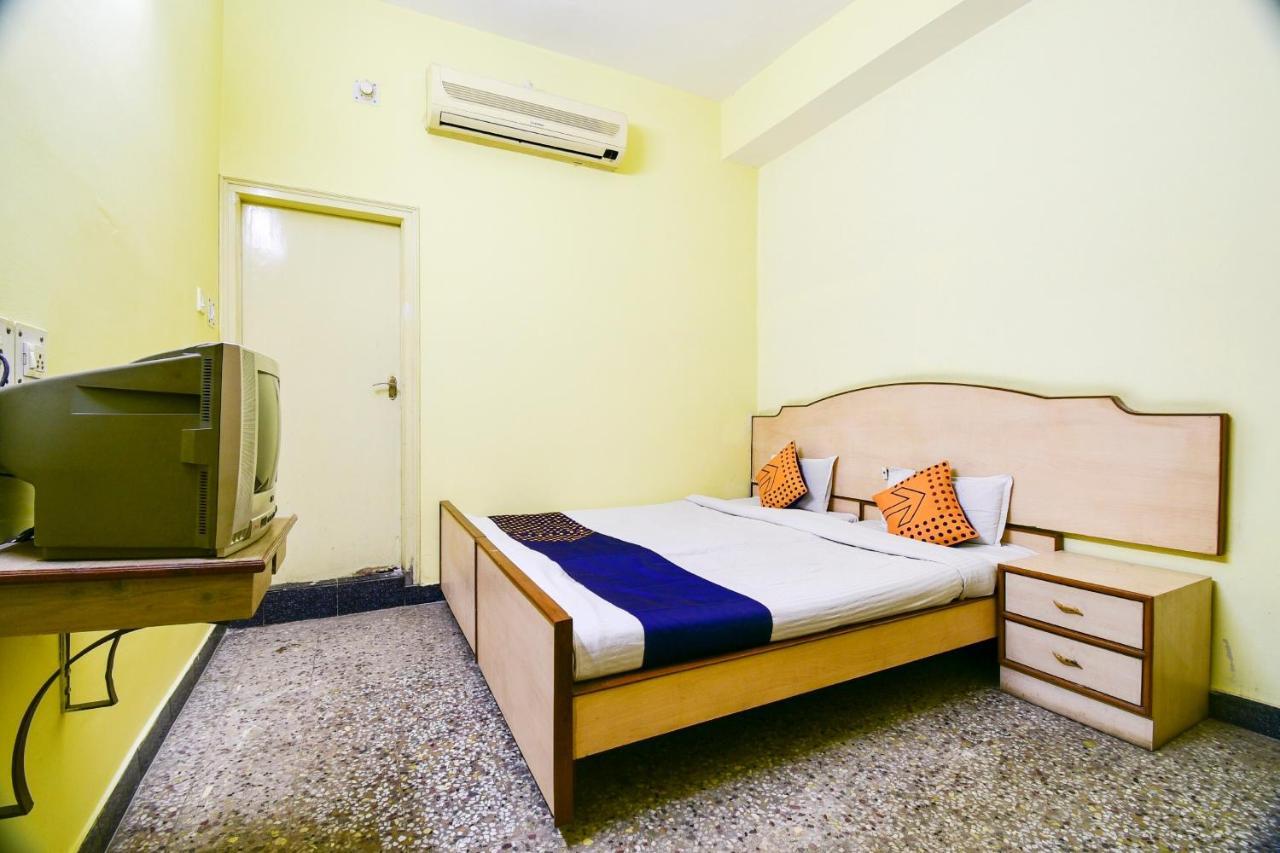Spot On 80135 Gopala Residency Hotel Dibrugarh Kültér fotó
